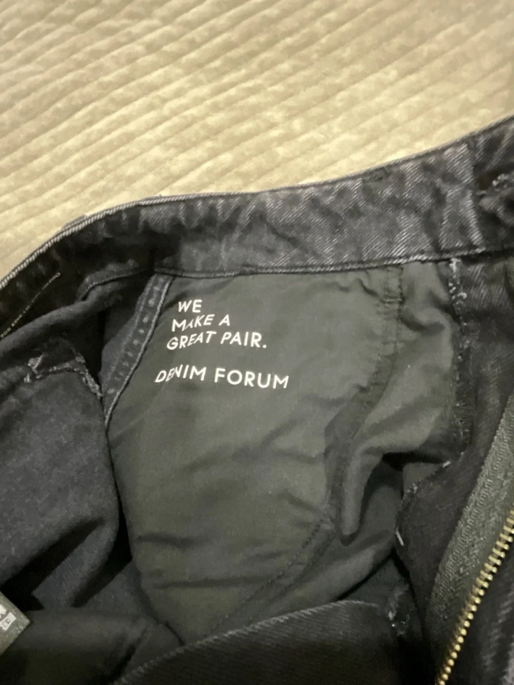 Aritzia Denim Forum “The ’90s Edie Lo-Rise Cargo” Size 27 - Picture 12 of 16